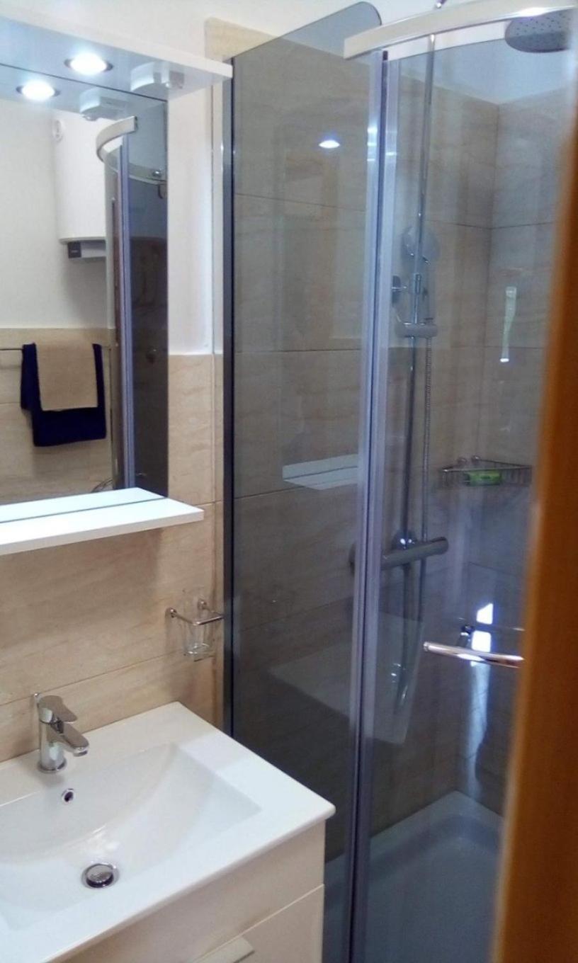 Apartments Griv - Close To The Sea Valun Ngoại thất bức ảnh